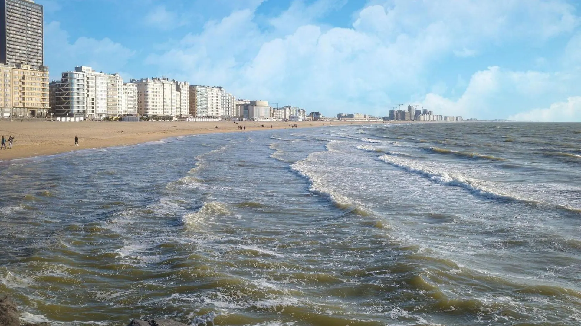 Cozy 2-Room Apartment In The Center Of Oostende 0*,
